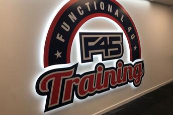 Website F45 illuminated